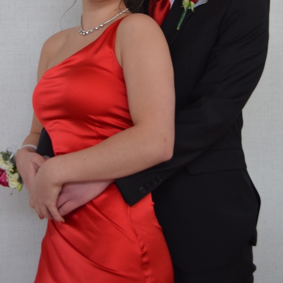 Prom Dress!! - Picture 4 of 4